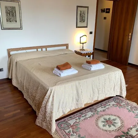 Lägenhet Casa Prealpi San Vendemiano